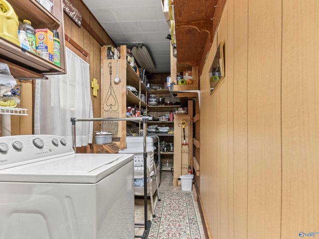 2209 College Street, Decatur, AL 35601