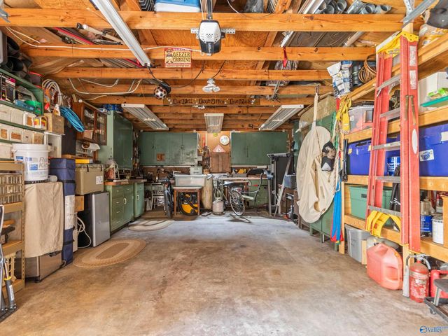 2209 College Street, Decatur, AL 35601