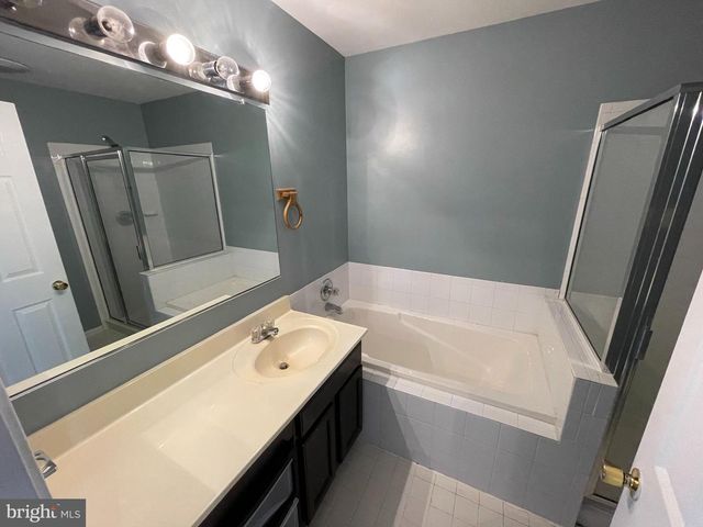8432 GOLD SUNSET WAY, Columbia, MD 21045