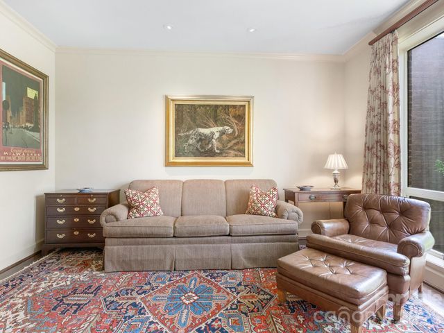 840 Cherokee Road, Charlotte, NC 28207