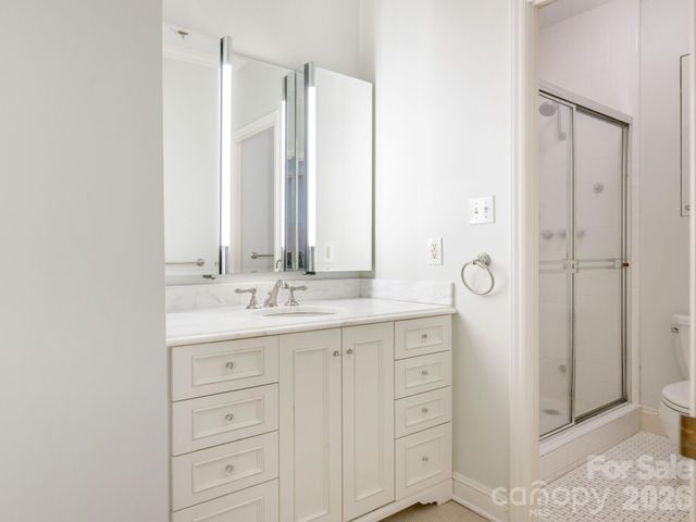 840 Cherokee Road, Charlotte, NC 28207