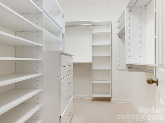 840 Cherokee Road, Charlotte, NC 28207