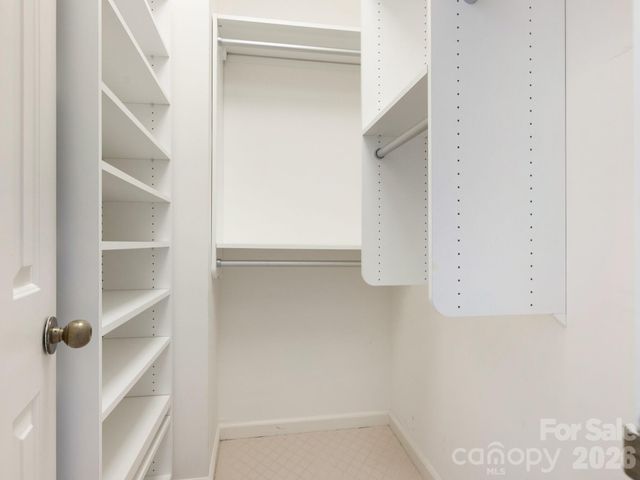 840 Cherokee Road, Charlotte, NC 28207