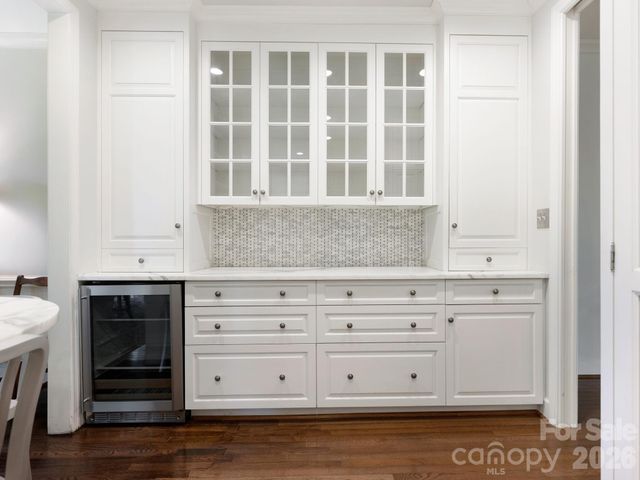 840 Cherokee Road, Charlotte, NC 28207