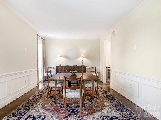 840 Cherokee Road, Charlotte, NC 28207