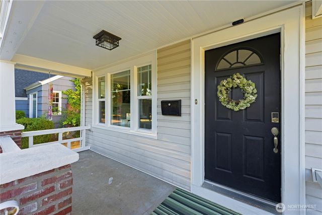 3417 N 8th Street, Tacoma, WA 98406