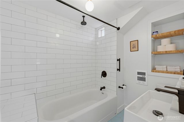 3417 N 8th Street, Tacoma, WA 98406