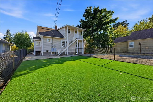 3417 N 8th Street, Tacoma, WA 98406