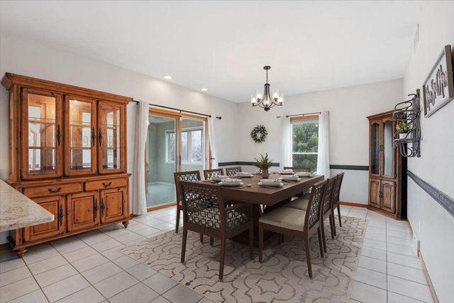 3630 T Bird Way, Cottage Grove, WI 53527