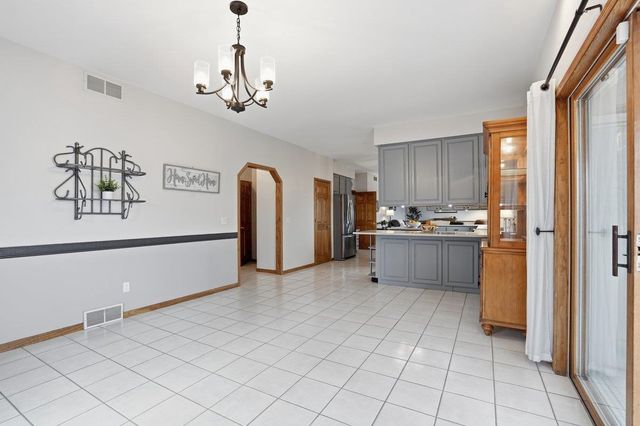 3630 T Bird Way, Cottage Grove, WI 53527