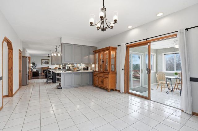 3630 T Bird Way, Cottage Grove, WI 53527