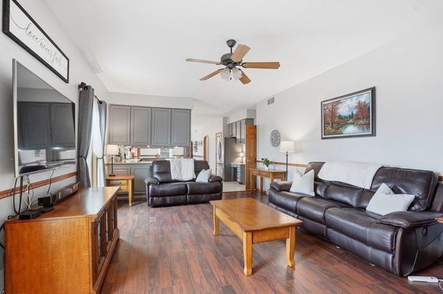 3630 T Bird Way, Cottage Grove, WI 53527