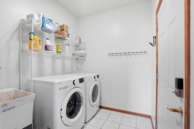 3630 T Bird Way, Cottage Grove, WI 53527