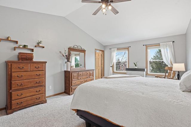 3630 T Bird Way, Cottage Grove, WI 53527