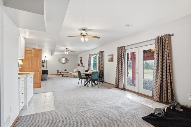 3630 T Bird Way, Cottage Grove, WI 53527