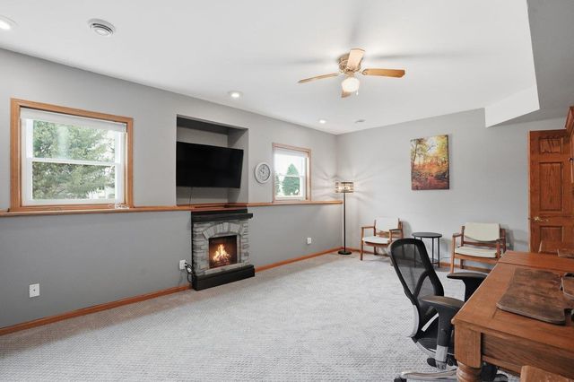 3630 T Bird Way, Cottage Grove, WI 53527