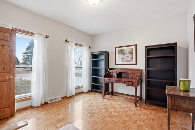 3630 T Bird Way, Cottage Grove, WI 53527