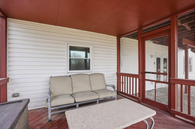 3630 T Bird Way, Cottage Grove, WI 53527