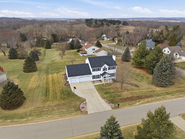 3630 T Bird Way, Cottage Grove, WI 53527