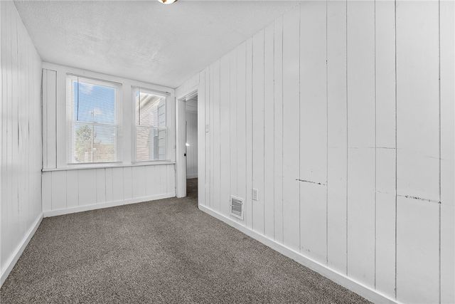 833 Estella Ave, Beltzhoover, PA 15210