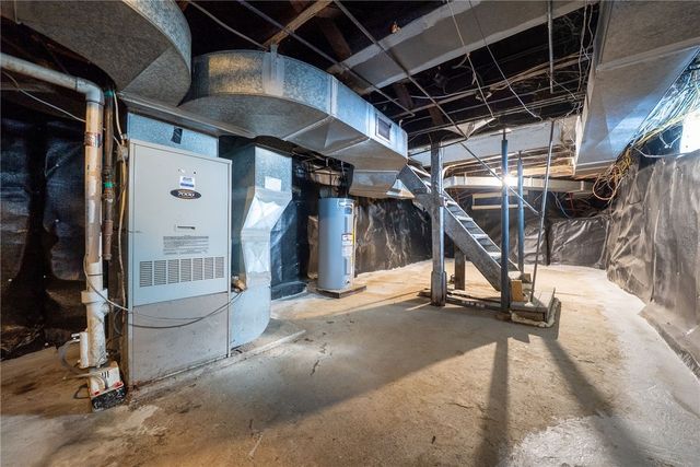 833 Estella Ave, Beltzhoover, PA 15210