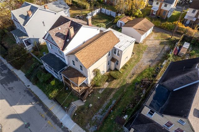 833 Estella Ave, Beltzhoover, PA 15210