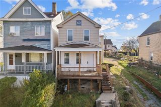 833 Estella Ave, Beltzhoover, PA 15210