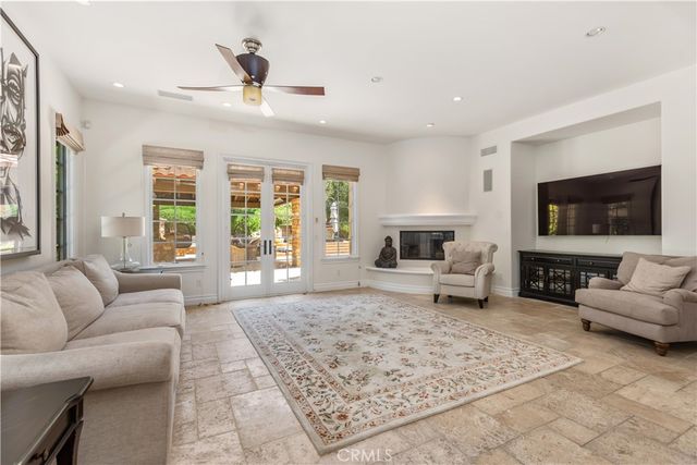 25561 PRADO DE LAS BELLOTAS, Calabasas, CA 91302