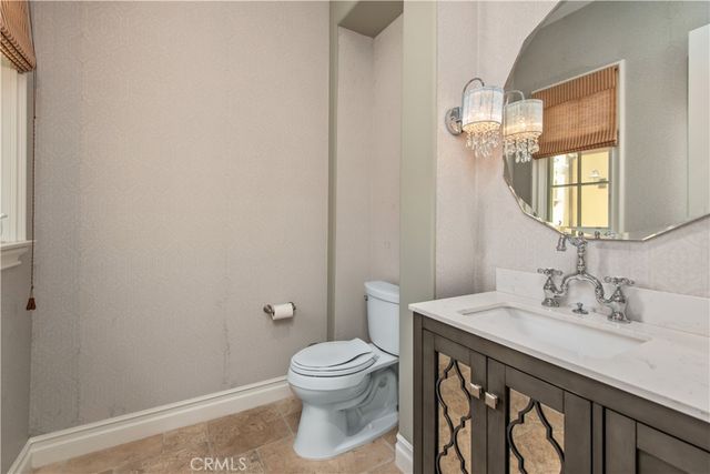 25561 PRADO DE LAS BELLOTAS, Calabasas, CA 91302