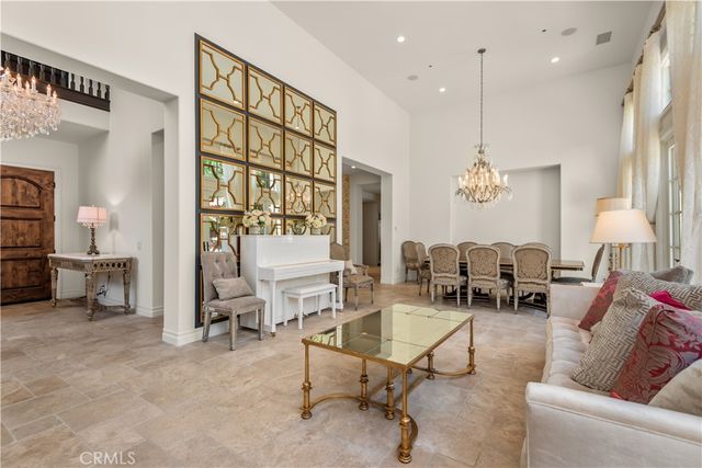 25561 PRADO DE LAS BELLOTAS, Calabasas, CA 91302