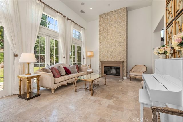 25561 PRADO DE LAS BELLOTAS, Calabasas, CA 91302