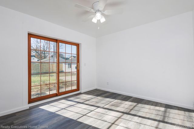 1683 Pagel Avenue, Lincoln Park, MI 48146