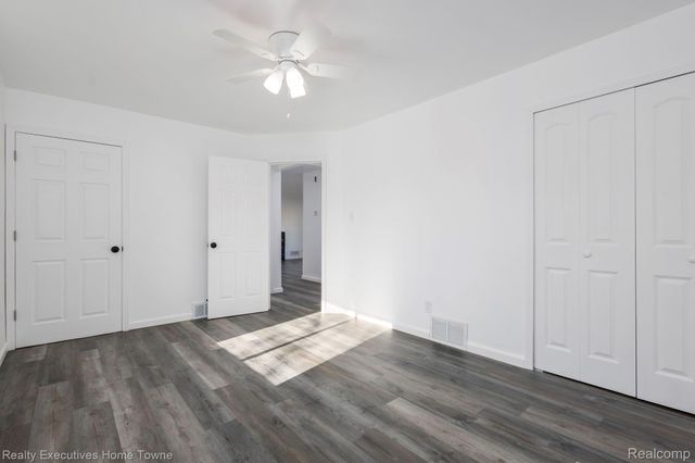 1683 Pagel Avenue, Lincoln Park, MI 48146