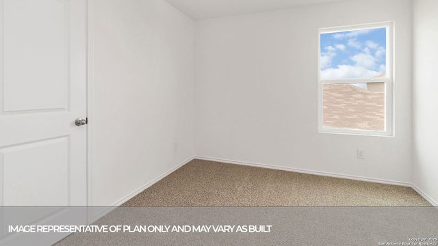 1038 GLADYS RUN, Seguin, TX 78155