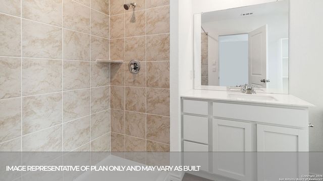 1038 GLADYS RUN, Seguin, TX 78155