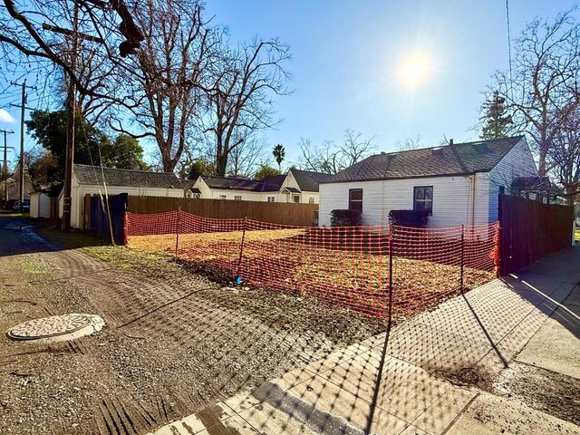 646 F St, Davis, CA 95616