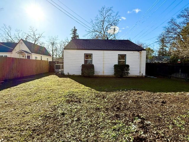 646 F St, Davis, CA 95616