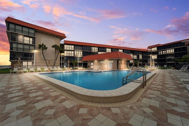 17580 GULF BOULEVARD 401, Redington Shores, FL 33708