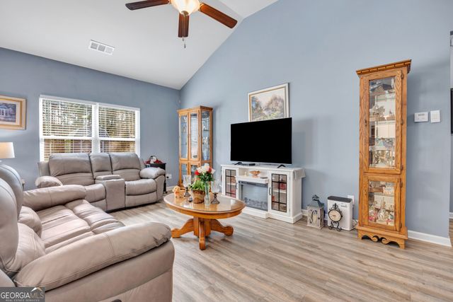 155 Loudoun Drive 35, Covington, GA 30014