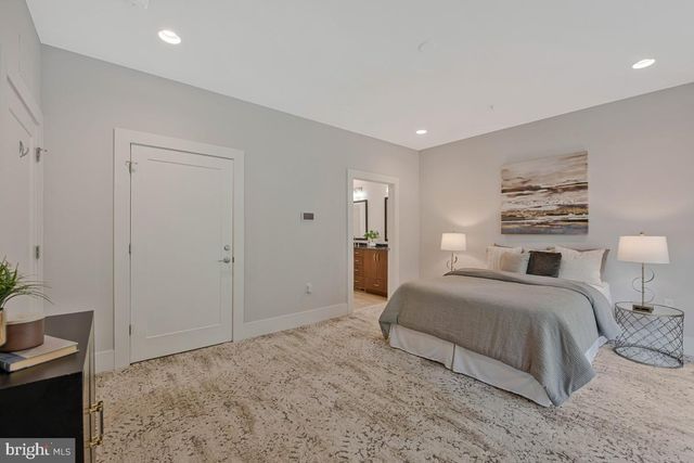 5131 WILLET BRIDGE RD, Bethesda, MD 20816
