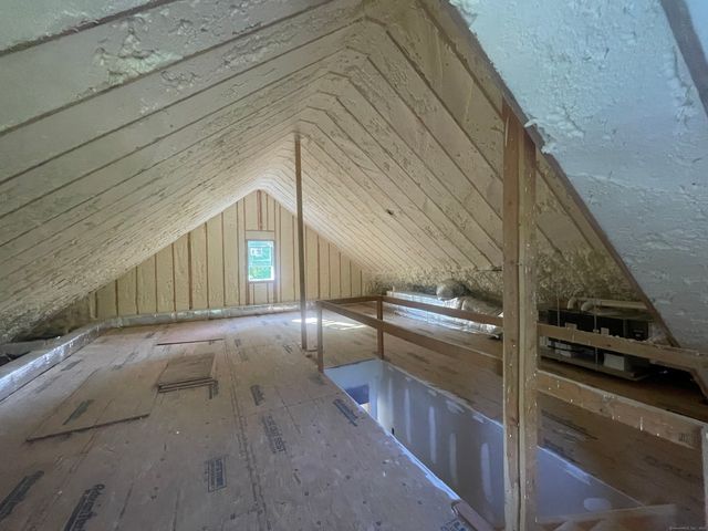 3 Deer Run Drive 3, Seymour, CT 06483
