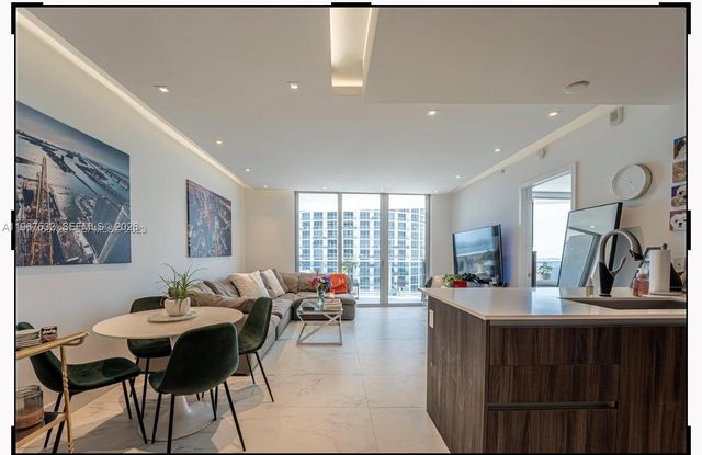 488 NE 18th St 4304, Miami, FL 33132