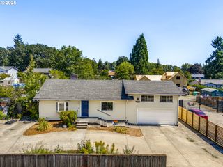 4724 Se THIESSEN Rd, Milwaukie, OR 97267