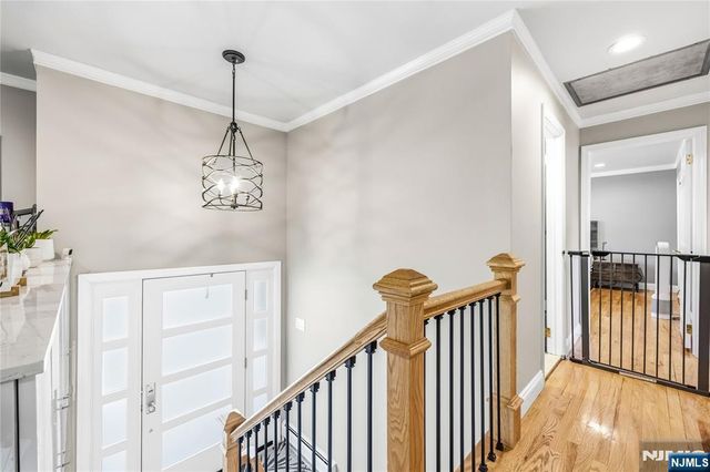 850 Edgewater Avenue, Ridgefield, NJ 07657