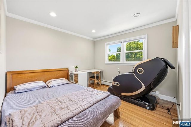 850 Edgewater Avenue, Ridgefield, NJ 07657