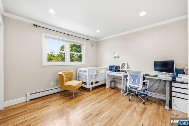 850 Edgewater Avenue, Ridgefield, NJ 07657