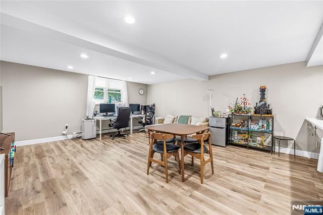 850 Edgewater Avenue, Ridgefield, NJ 07657