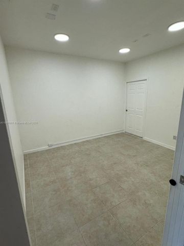 297 Las Brisas Cir, Sunrise, FL 33326