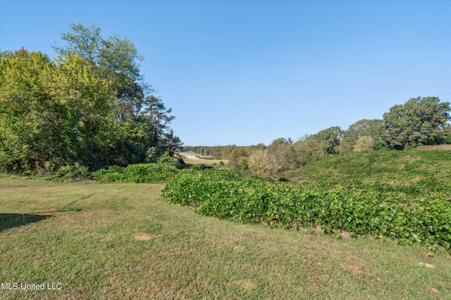 46 Tyro Road, Holly Springs, MS 38635