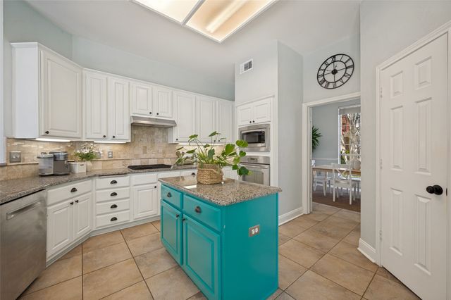 8500 Bantry Court, Plano, TX 75025
